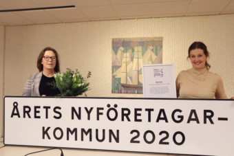 Karin Bengtsson, vd Båstad Turism & Näringsliv, och Charlotte Rosenlund Sjövall, kommundirektör, i Båstad.